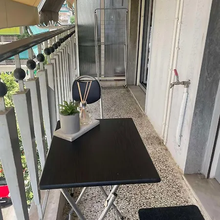 Mela'S Apartment Athens Exterior photo
